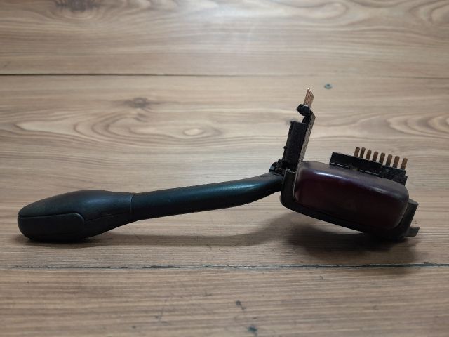 bontott VW GOLF III Bal Kormánykapcsoló Irányjelző