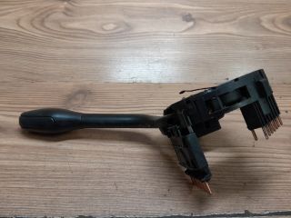 bontott VW GOLF III Bal Kormánykapcsoló Irányjelző