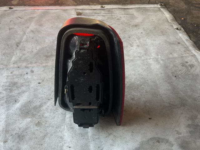 bontott VW GOLF III Bal Külső Hátsó Lámpa