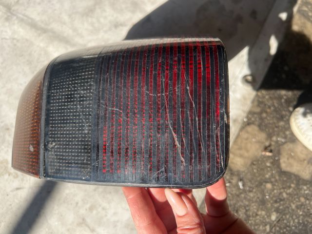 bontott VW GOLF III Bal Külső Hátsó Lámpa