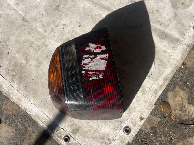 bontott VW GOLF III Bal Külső Hátsó Lámpa