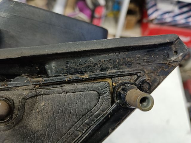 bontott VW GOLF III Bal Visszapillantó Tükör (Mechanikus)