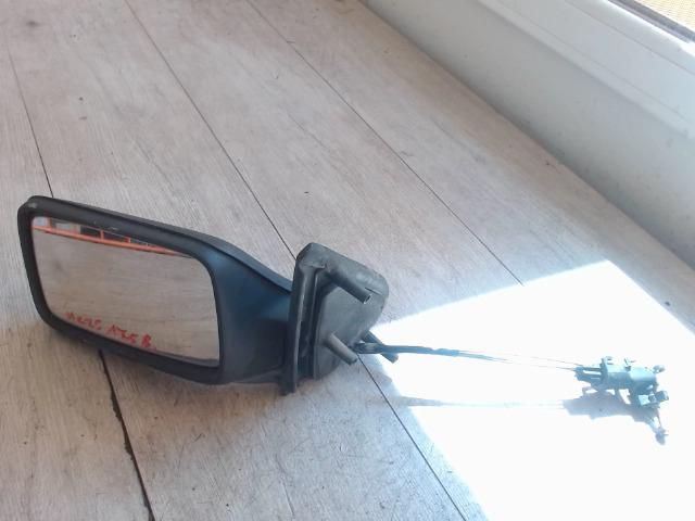 bontott VW GOLF III Bal Visszapillantó Tükör (Mechanikus)