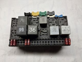 bontott VW GOLF III Biztosítéktábla Utastér