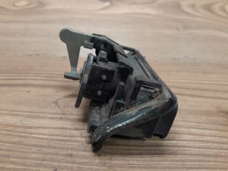 bontott VW GOLF III Csomagtér Nyitó Kar / Gomb