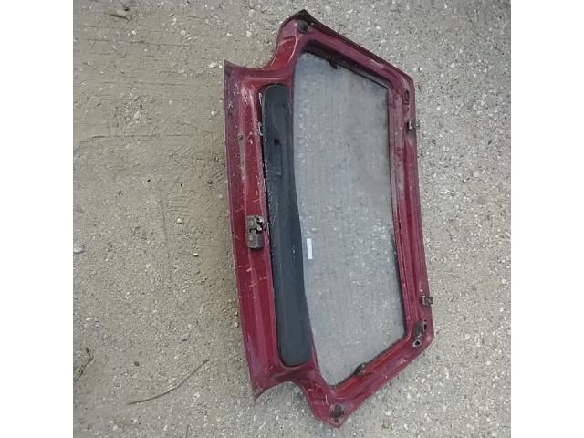 bontott VW GOLF III Csomagtérajtó (Részeivel)