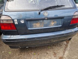 bontott VW GOLF III Csomagtérajtó (Részeivel)