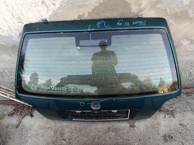 bontott VW GOLF III Csomagtérajtó (Részeivel)