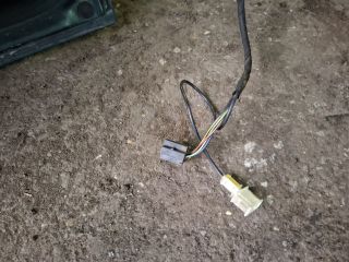 bontott VW GOLF III Csomagtérajtó (Részeivel)