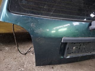 bontott VW GOLF III Csomagtérajtó (Részeivel)