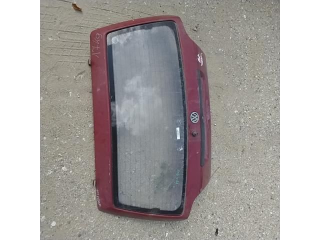 bontott VW GOLF III Csomagtérajtó (Részeivel)