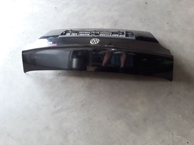 bontott VW GOLF III Csomagtérajtó (Üres lemez)
