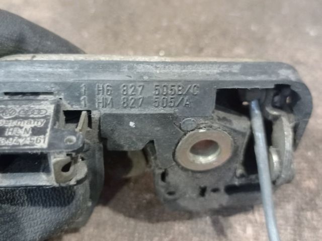 bontott VW GOLF III Csomagtérajtó Zárszerkezet