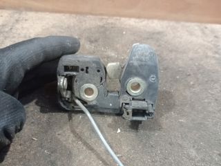 bontott VW GOLF III Csomagtérajtó Zárszerkezet