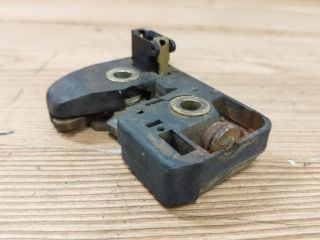 bontott VW GOLF III Csomagtérajtó Zárszerkezet