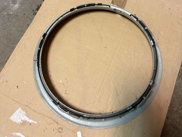 bontott VW GOLF III Dísztárcsa (1 db)