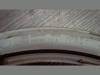 bontott VW GOLF III Dísztárcsa Szett