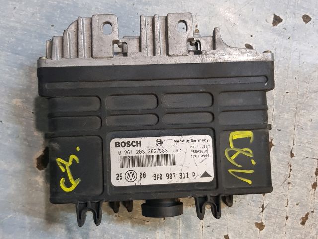 bontott VW GOLF III Elektronika (Magában)