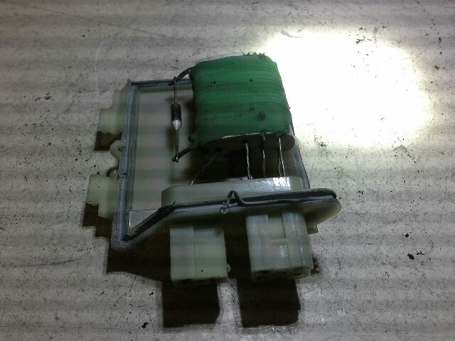 bontott VW GOLF III Előtét Ellenállás Fűtőmotor