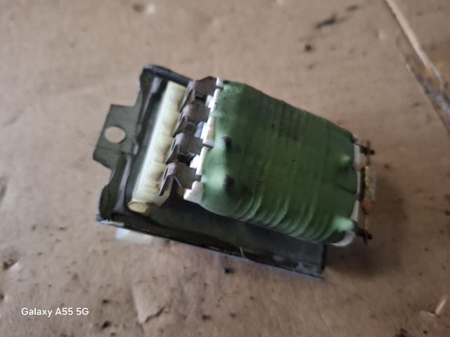 bontott VW GOLF III Előtét Ellenállás Fűtőmotor