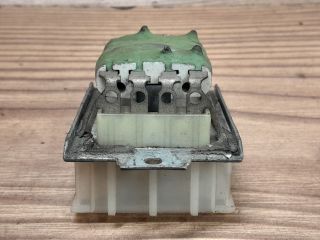 bontott VW GOLF III Előtét Ellenállás Fűtőmotor