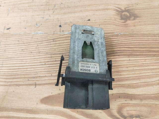 bontott VW GOLF III Előtét Ellenállás Fűtőmotor