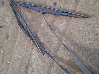 bontott VW GOLF III Első Ablaktörlő Kar