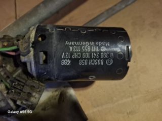 bontott VW GOLF III Első Ablaktörlő Szerkezet Motorral