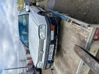 bontott VW GOLF III Első Hamutartó