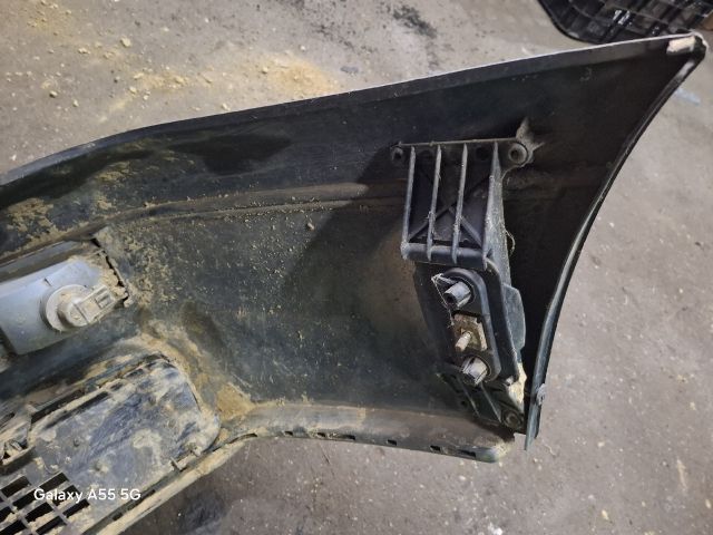 bontott VW GOLF III Első Lökhárító (Üresen)