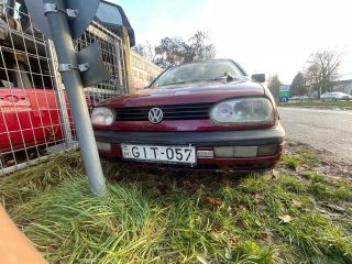 bontott VW GOLF III Első Lökhárító (Üresen)