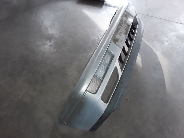 bontott VW GOLF III Első Lökhárító (Üresen)