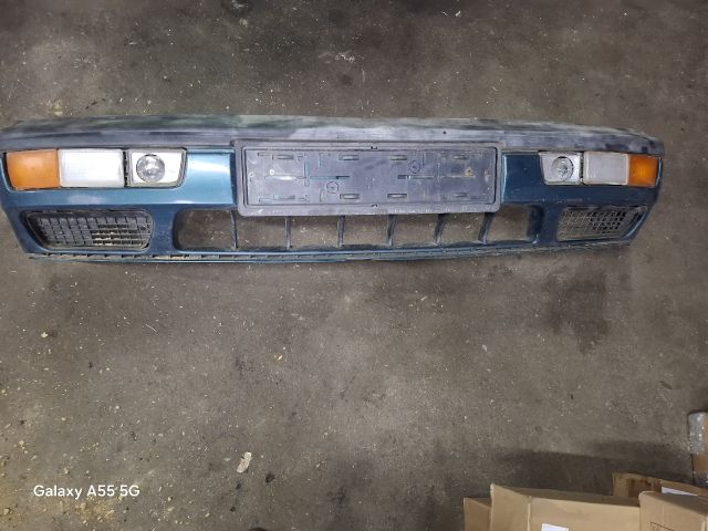 bontott VW GOLF III Első Lökhárító (Üresen)