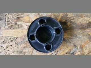 bontott VW GOLF III Felniközép (1 db)