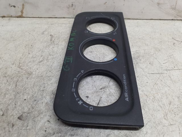 bontott VW GOLF III Fűtéskapcsoló Keret