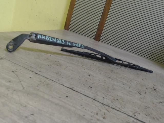 bontott VW GOLF III Hátsó Ablaktörlő Kar