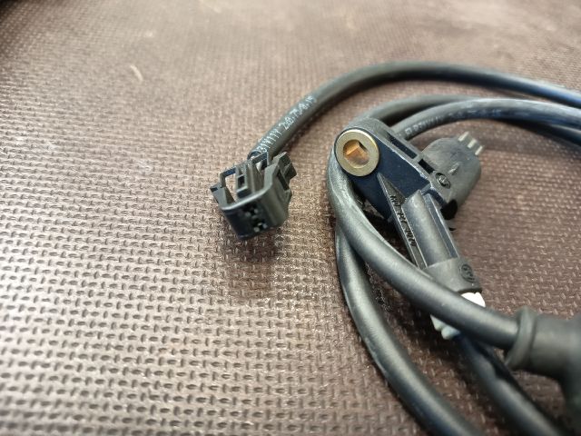 bontott VW GOLF III Hátsó ABS Jeladó