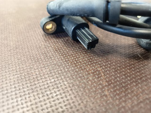 bontott VW GOLF III Hátsó ABS Jeladó