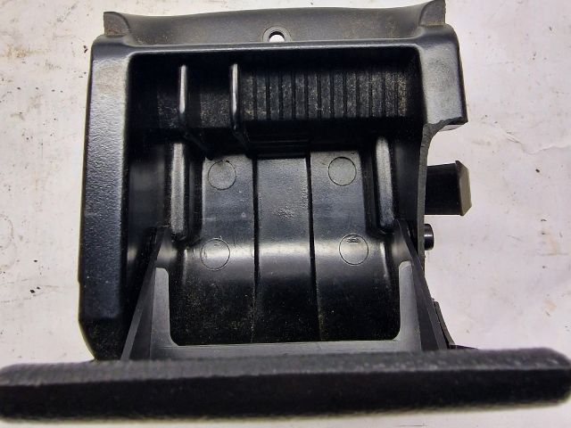 bontott VW GOLF III Hátsó Hamutartó