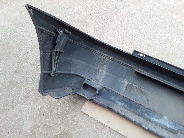 bontott VW GOLF III Hátsó Lökhárító (Részeivel)