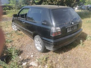 bontott VW GOLF III Hátsó Lökhárító (Részeivel)