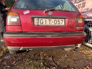 bontott VW GOLF III Hátsó Lökhárító (Részeivel)