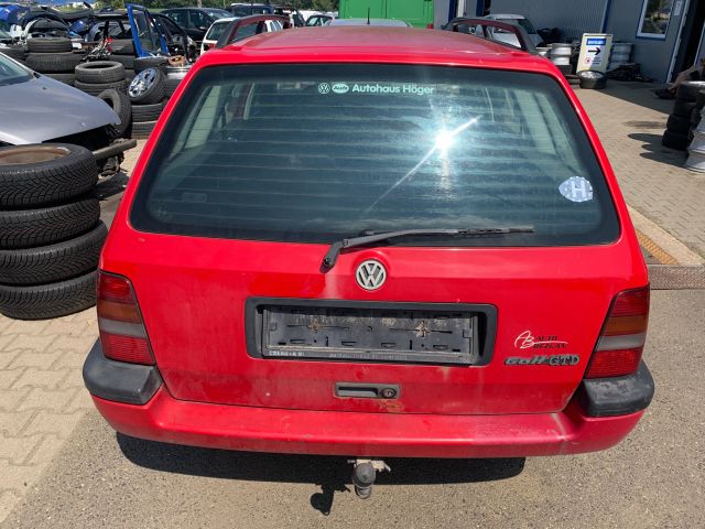 bontott VW GOLF III Hátsó Lökhárító (Részeivel)