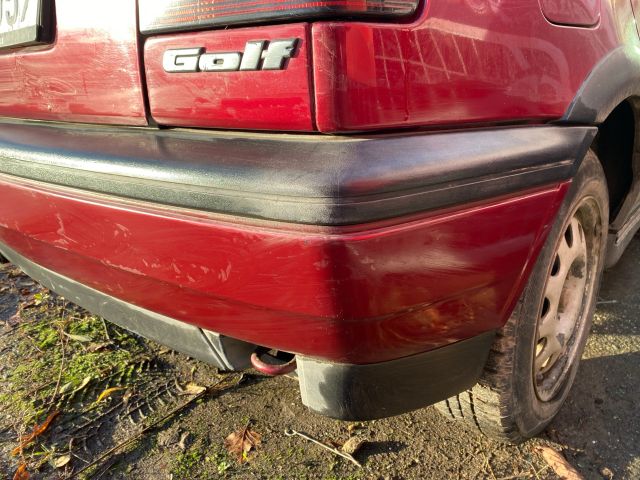 bontott VW GOLF III Hátsó Lökhárító (Részeivel)