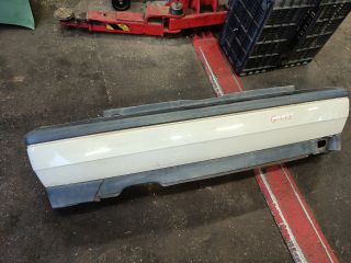 bontott VW GOLF III Hátsó Lökhárító (Részeivel)