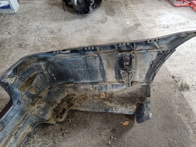 bontott VW GOLF III Hátsó Lökhárító (Részeivel)