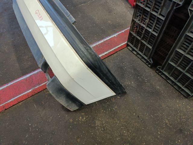 bontott VW GOLF III Hátsó Lökhárító (Részeivel)