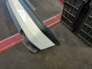 bontott VW GOLF III Hátsó Lökhárító (Részeivel)