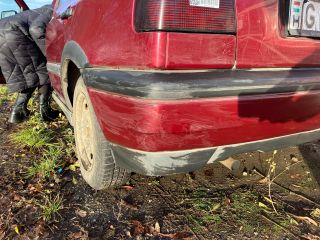 bontott VW GOLF III Hátsó Lökhárító (Részeivel)