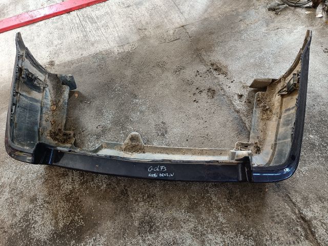 bontott VW GOLF III Hátsó Lökhárító (Részeivel)
